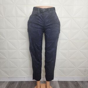 Lululemon Black Camo Zip-Leg Pants Size 6 Belted Utility Style
